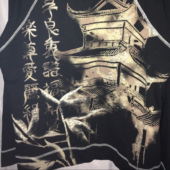 Asian Style Light Sweatshirt - Picture 2 of 3